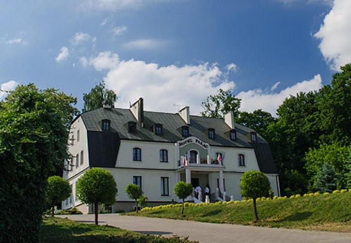 Hotel Palac W Myslecinku Бидгошч Екстериор снимка