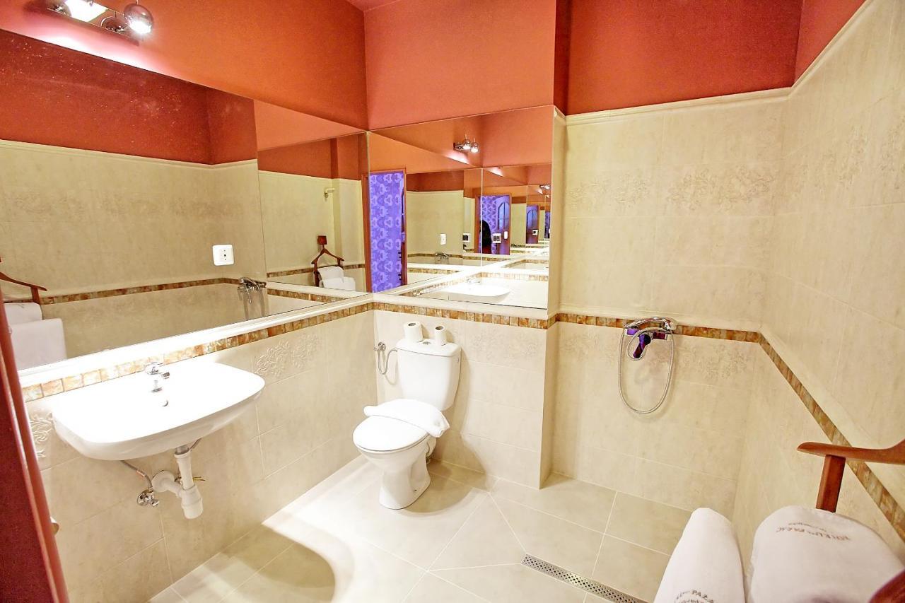 Hotel Palac W Myslecinku Бидгошч Стая снимка